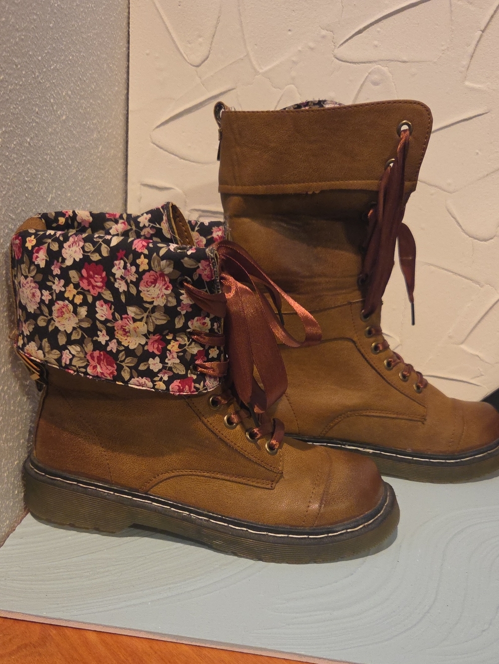 Women’s Brown Lace-Up Fold-Over Combat Boots with Floral Cuff